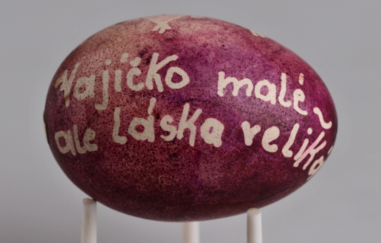 Erotika na velikonočních vejcích z Valašska